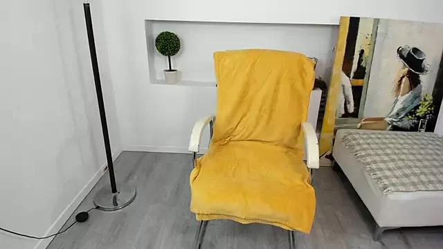 Arya_Lexy from StripChat