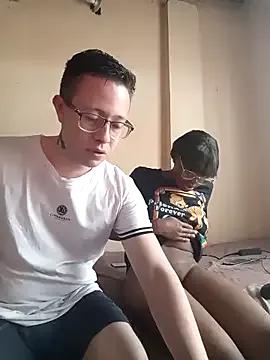 Ashanti_and__alejo from StripChat is Freechat