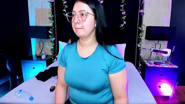 AshleeyPrincess from StripChat is Freechat