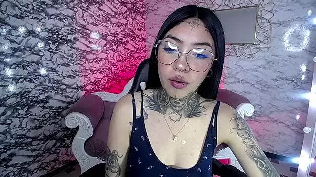 Checkout girls naked models with similar nickname. Cute sexy Free Models.