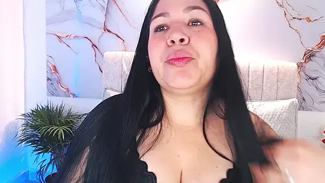 Ashley_Grahaam from StripChat is Freechat
