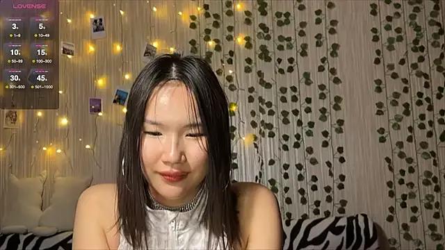 Asian_Vi from StripChat