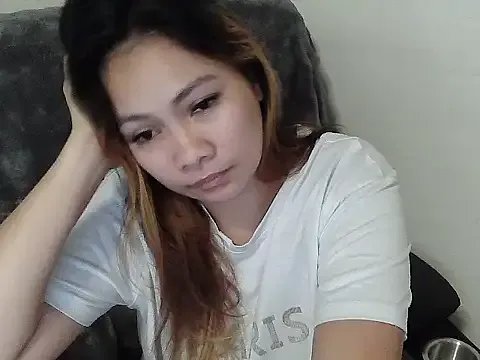 AsiannBella on StripChat 