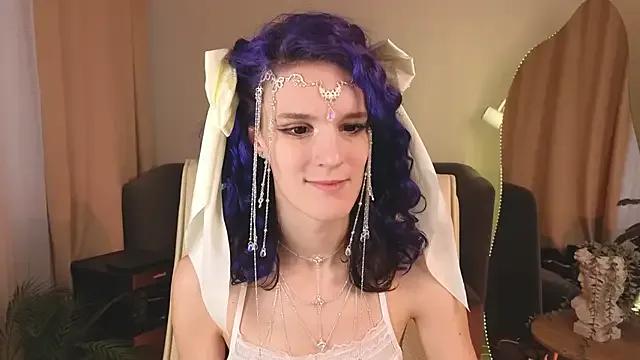 Auralana from StripChat is Freechat
