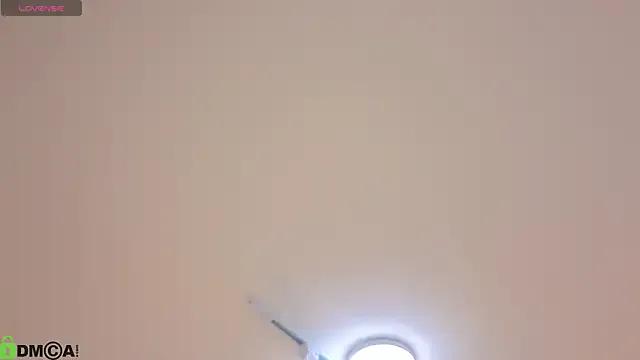 Ava_blue from StripChat