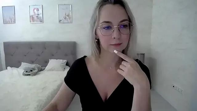 Checkout girls naked models with similar nickname. Cute sexy Free Models.