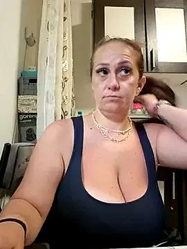 AvaLloyd from StripChat