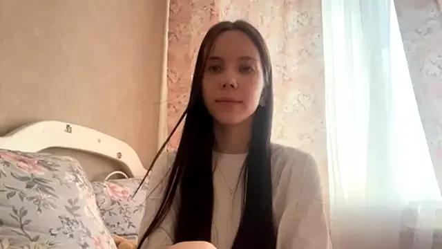 AxyKitten from StripChat is Freechat