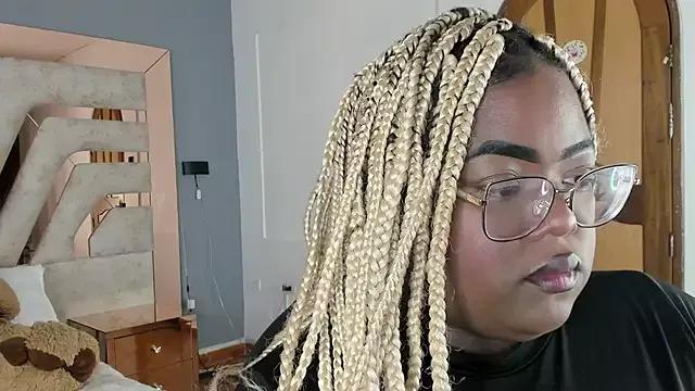 Ayana_Ebony_ from StripChat