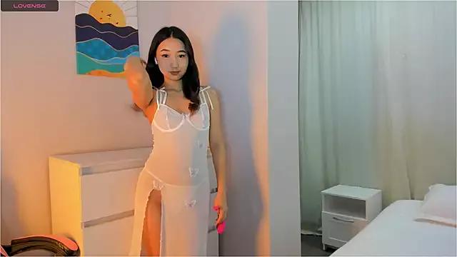 aysamin from StripChat