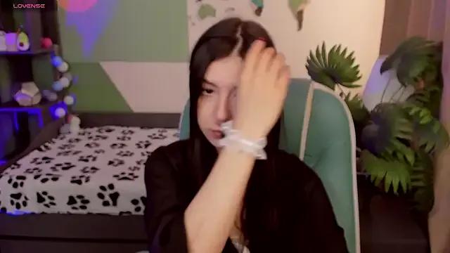 Azaliya_Haze from StripChat