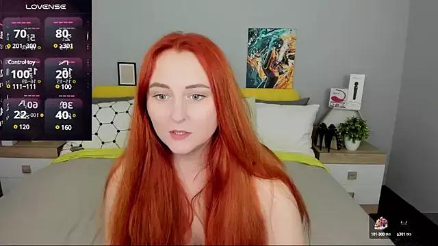 BabeLessi from StripChat is Freechat