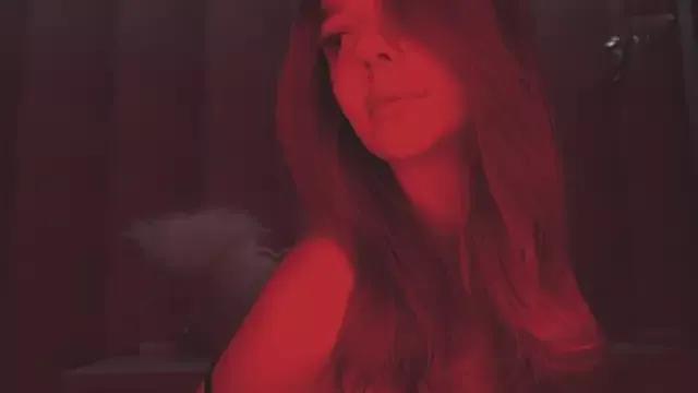 BabeMolly from StripChat