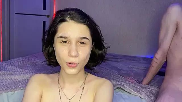 baby_lesi from StripChat is Freechat