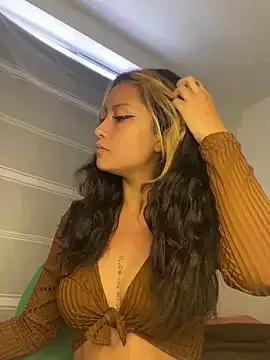 baby_lizy from StripChat is Freechat