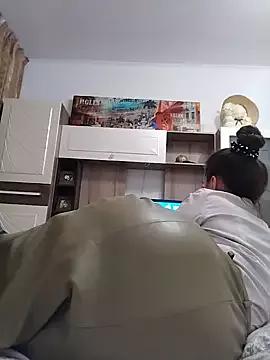 baby_sweet_girl_ from StripChat is Freechat