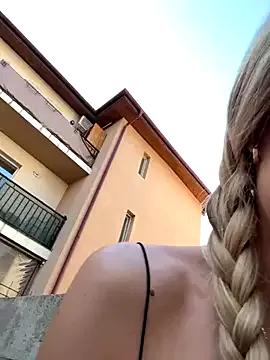 BabyAnais from StripChat is Freechat