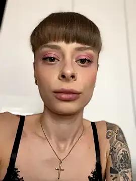 BabyBee_ from StripChat is Freechat