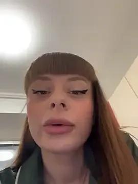 BabyBee_ from StripChat is Freechat