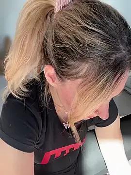 BabyCalipornia from StripChat is Freechat