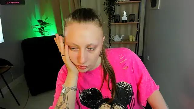 babydarkness from StripChat is Freechat