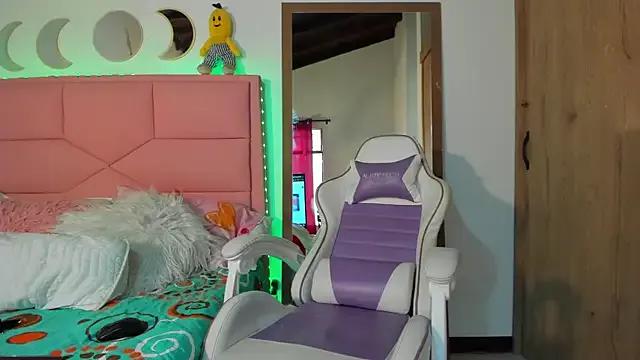 BabyDollvibes from StripChat is Freechat