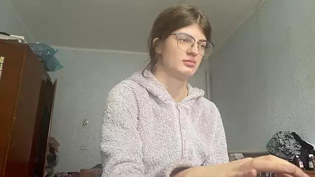 BabyDollX19 from StripChat is Freechat