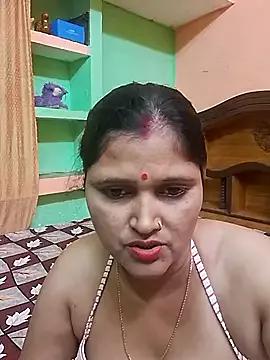 babyloveyou444 from StripChat