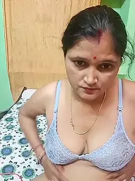 babyloveyou444 from StripChat