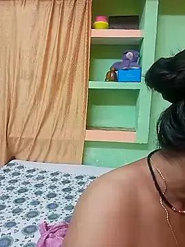 babyloveyou444 from StripChat