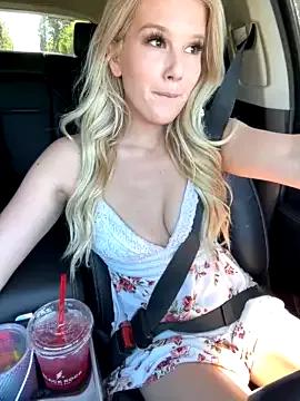 babyparisxoxo from StripChat