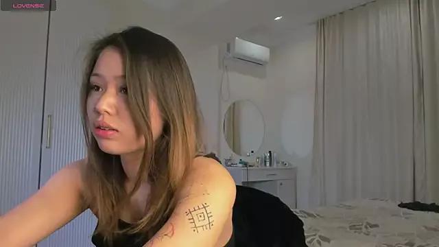 babyyuki from StripChat