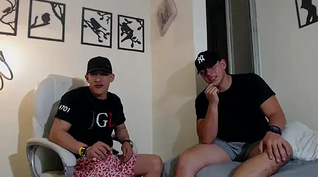 bad_boys_10 from StripChat is Freechat