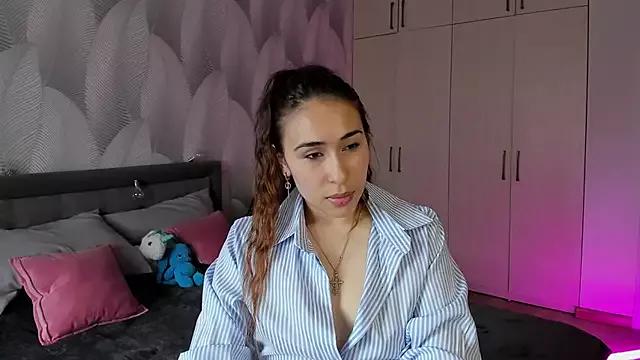 Bambiii_bby from StripChat is Freechat