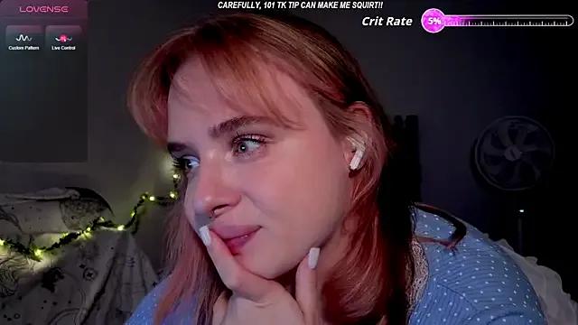 bambipufff from StripChat is Freechat