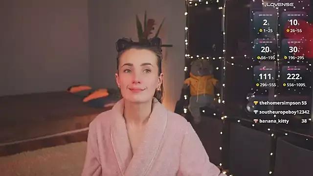 bananya_kitty from StripChat
