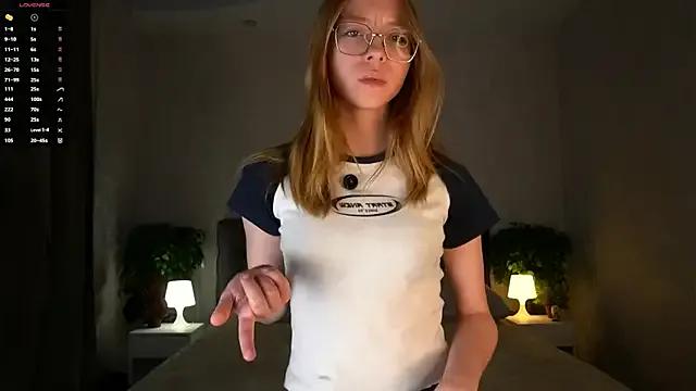 BarbaraViggiani from StripChat is Freechat