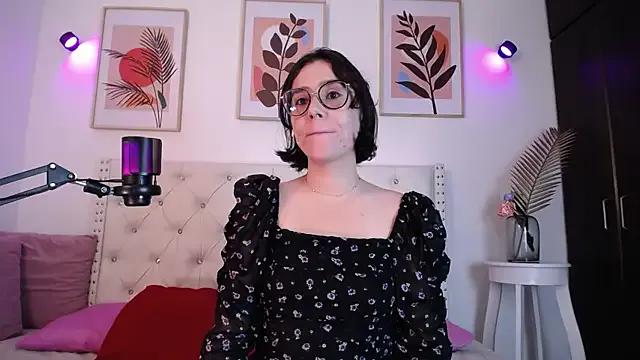 Barbie_Goddess from StripChat is Freechat