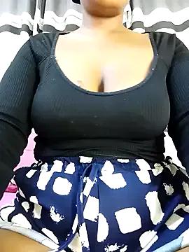 BARBIEDOLLXXX from StripChat is Freechat