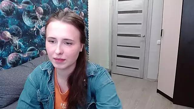 BarbiePieer from StripChat