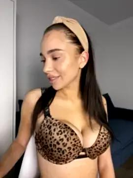 BarbyCardi from StripChat