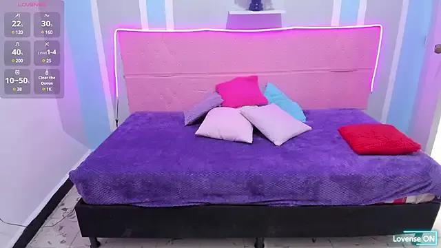 Bat_girl1 from StripChat is Freechat