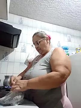 BBW_salome from StripChat