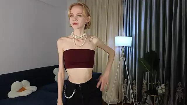 BeatrixDwinell from StripChat is Freechat