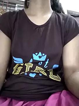 Beautiful-Queen- from StripChat is Freechat