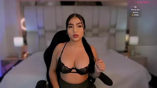BelaCox_ from StripChat is Freechat