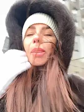 Bella-Flower from StripChat is Freechat