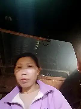 Bella-la from StripChat