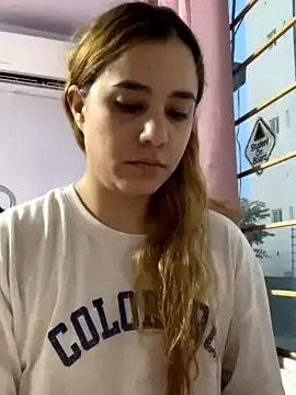 Bella1014 from StripChat