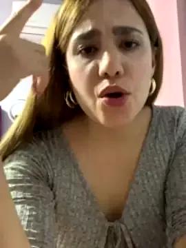Bella1014 from StripChat